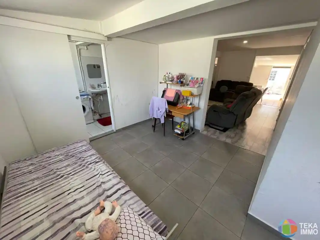 Photo 4 - Maison à vendre - Ancien 159 000 € 4 pièces 3 chambres 72 m² Saint-Denis 97400