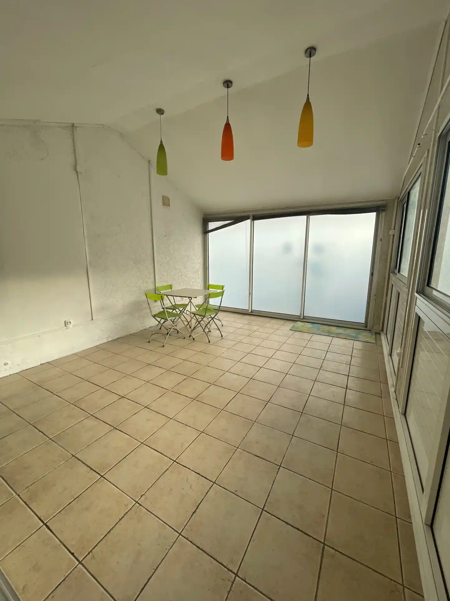 Photo 1 - Maison à louer - Ancien 665 € 2 pièces 1 chambres 47 m² Le Tampon 97430