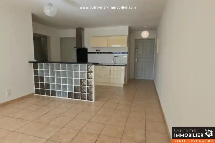 Photo 4 - Appartement à vendre - Ancien 199 800 € 3 pièces 2 chambres 78 m² Saint-Denis 97400