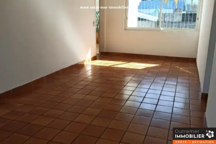 Photo 3 - Maison à vendre - Ancien 267 500 € 3 chambres 80 m² Saint-André 97440