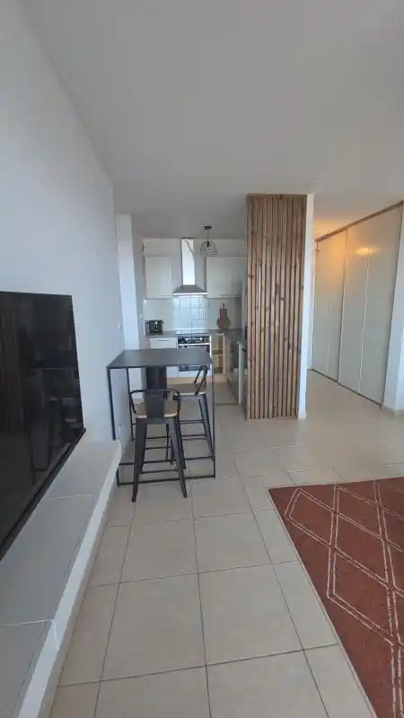 Photo 2 - Appartement à louer - Ancien 1 100 € 2 pièces 1 chambres 42 m² Saint-Denis 97400
