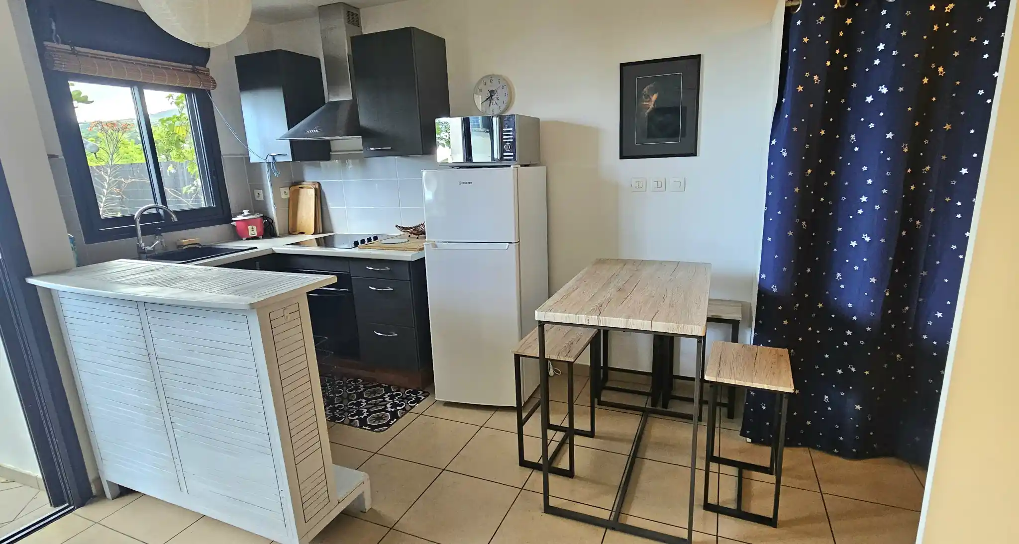 Photo 4 - Appartement à louer - Ancien 740 € 1 pièces 26 m² Les Avirons 97425