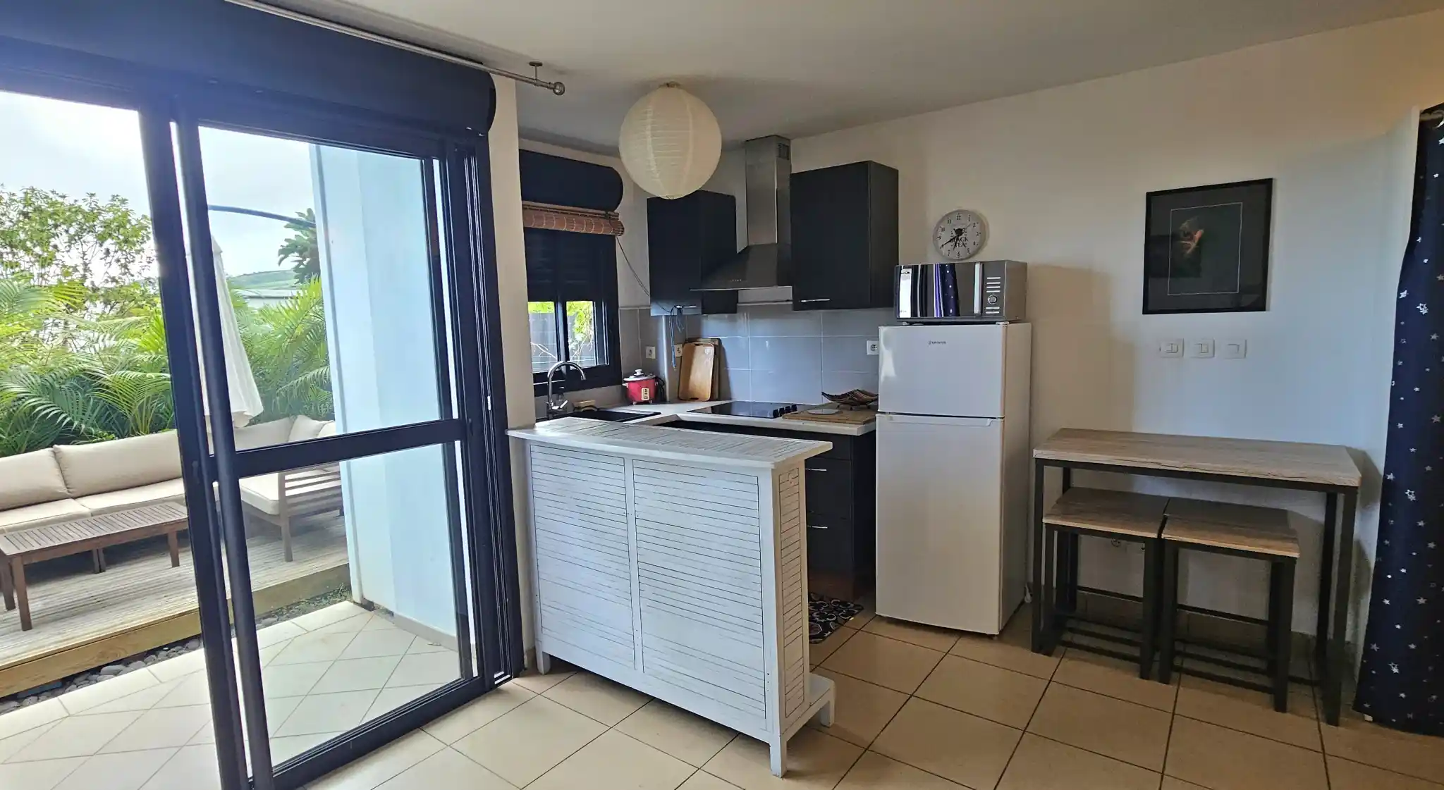 Photo 2 - Appartement à louer - Ancien 740 € 1 pièces 26 m² Les Avirons 97425