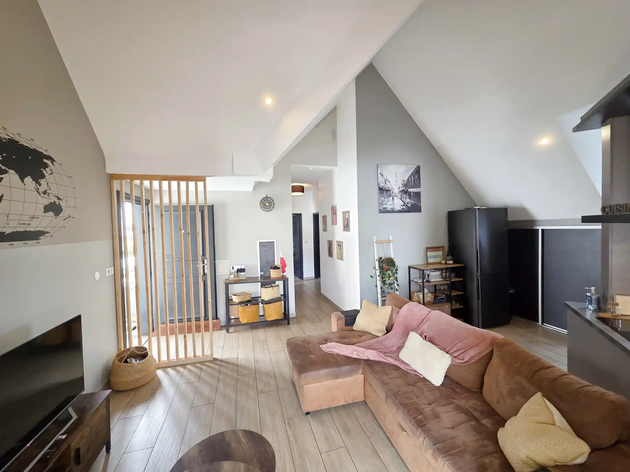 Photo 2 - Appartement à louer - Ancien 1 450 € 4 pièces 3 chambres 81 m² Saint-Denis 97400