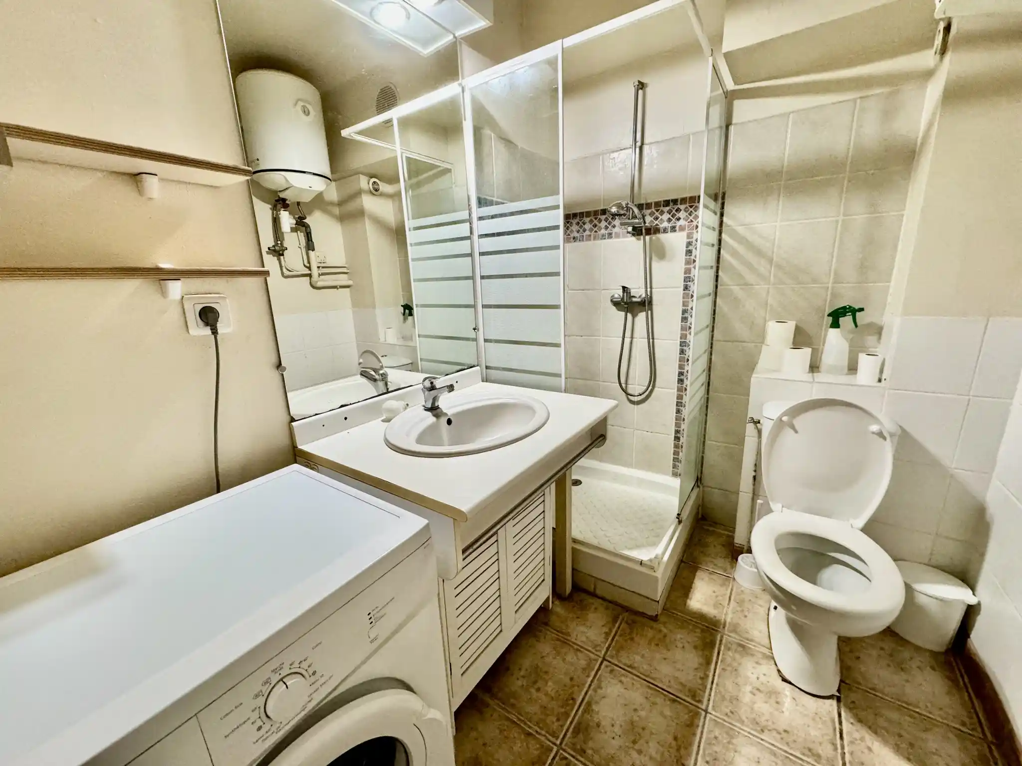 Photo 4 - Appartement à louer - Ancien 700 € 1 pièces 21 m² Saint-Paul Saint-Gilles les Bains 97434