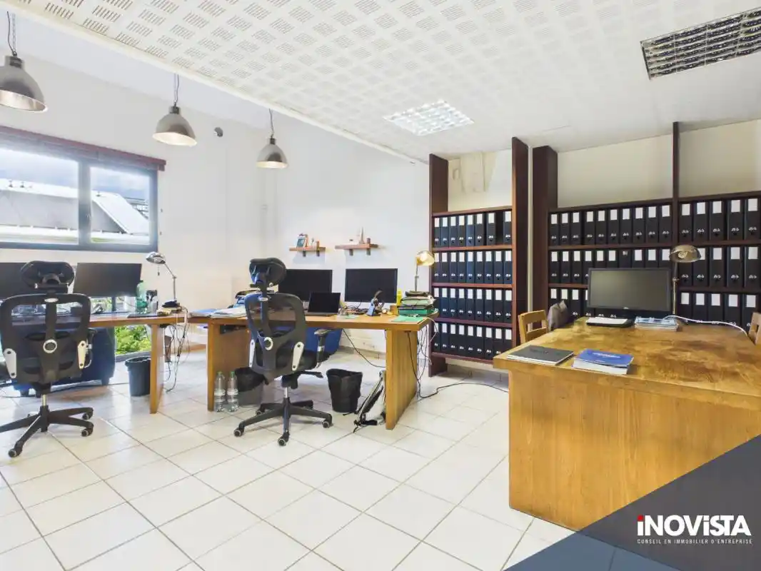 Photo 2 - Bureaux à louer - Ancien 2 452 € HT 78 m² Saint-Paul 97460