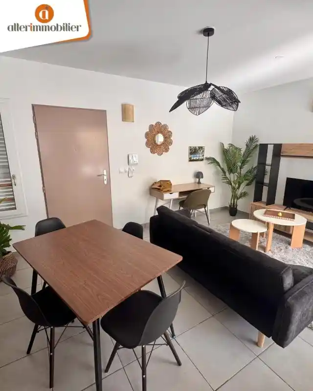 Photo 4 - Appartement à louer - Ancien 1 029 € 2 pièces 1 chambres 41.6 m² Saint-Paul 97411