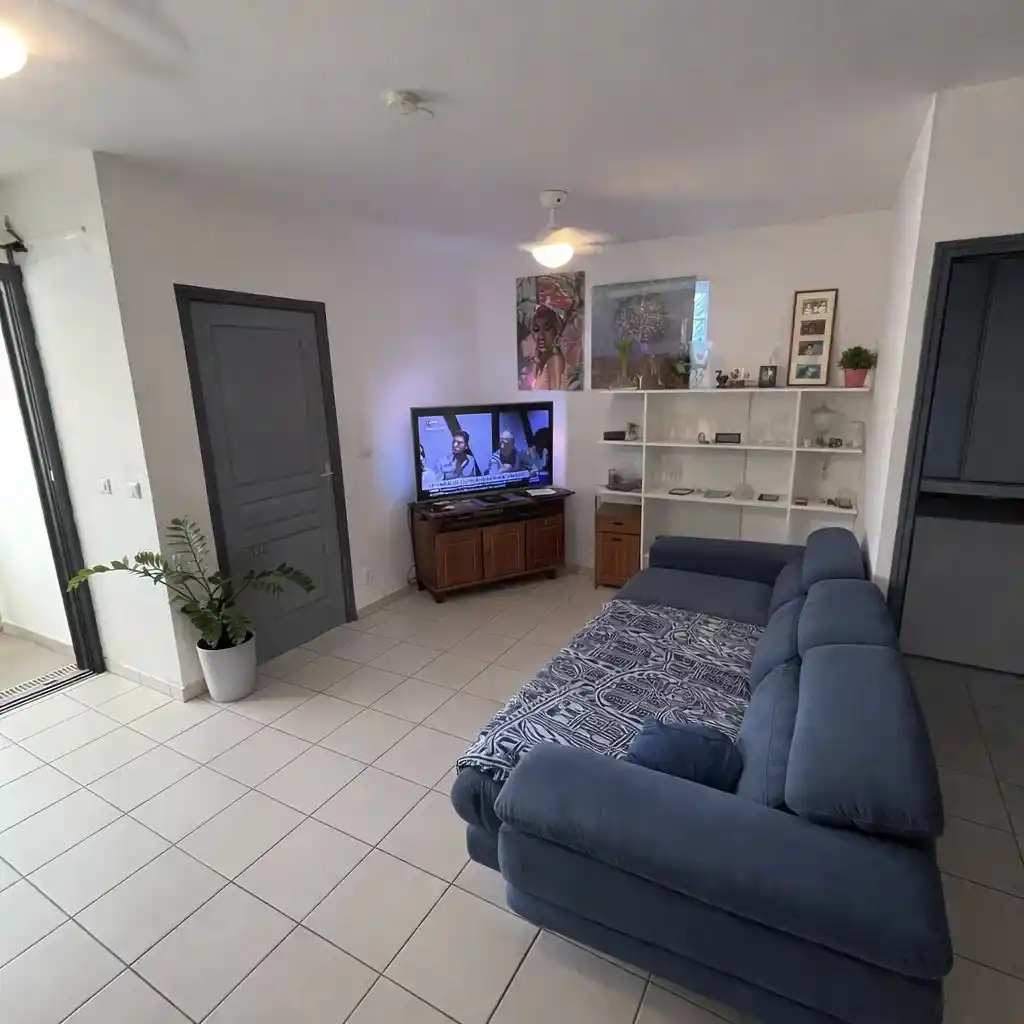 Photo 3 - Appartement à vendre - Ancien 264 869 € 3 pièces 65.1 m² Saint-Paul 97460