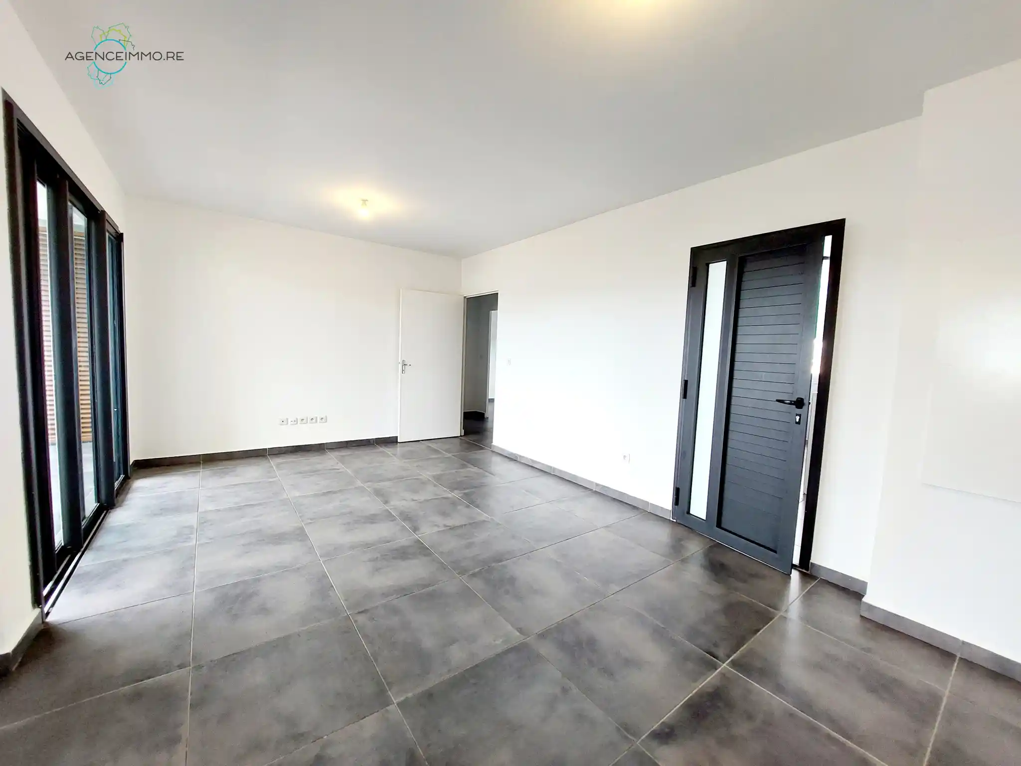 Photo 4 - Appartement à louer - Ancien 1 055 € 3 pièces 2 chambres 69.2 m² Saint-Paul 97460