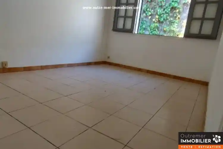 Photo 3 - Maison à vendre - Ancien 280 000 € 6 chambres 160 m² Saint-Denis 97400