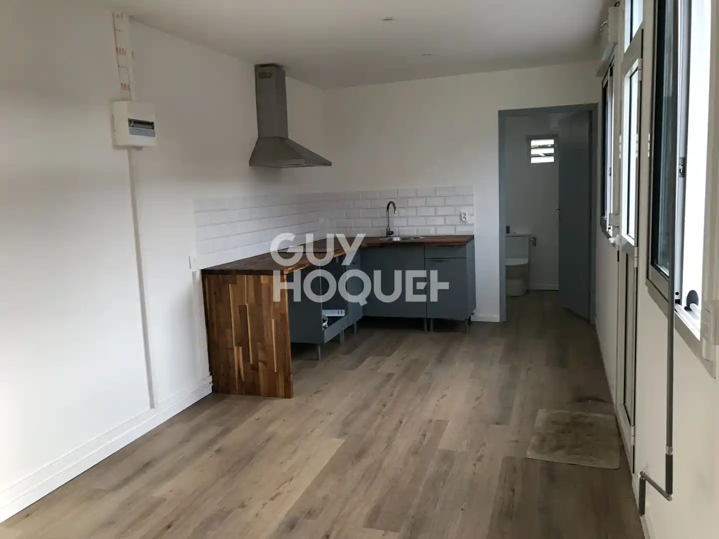 Photo 2 - Maison à louer - Ancien 580 € 1 pièces 23.5 m² Saint-Benoît 97470