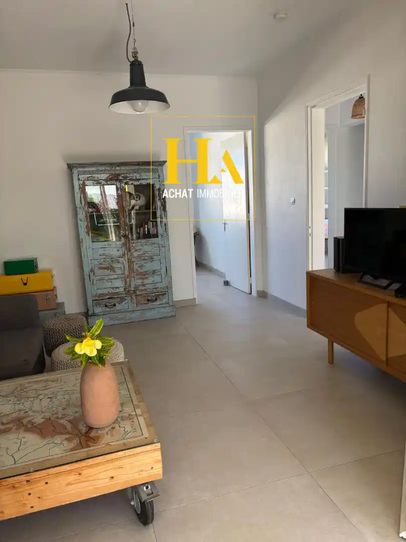 Photo 1 - Maison à vendre - Ancien 344 500 € 4 pièces 3 chambres 106 m² Saint-Pierre 97432