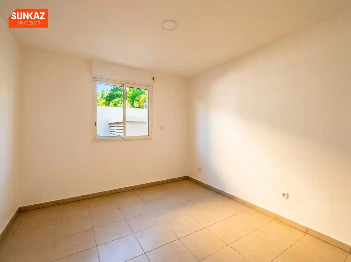 Photo 2 - Appartement à vendre - Ancien 210 000 € 2 pièces 1 chambres 57.5 m² Saint-Pierre 97410