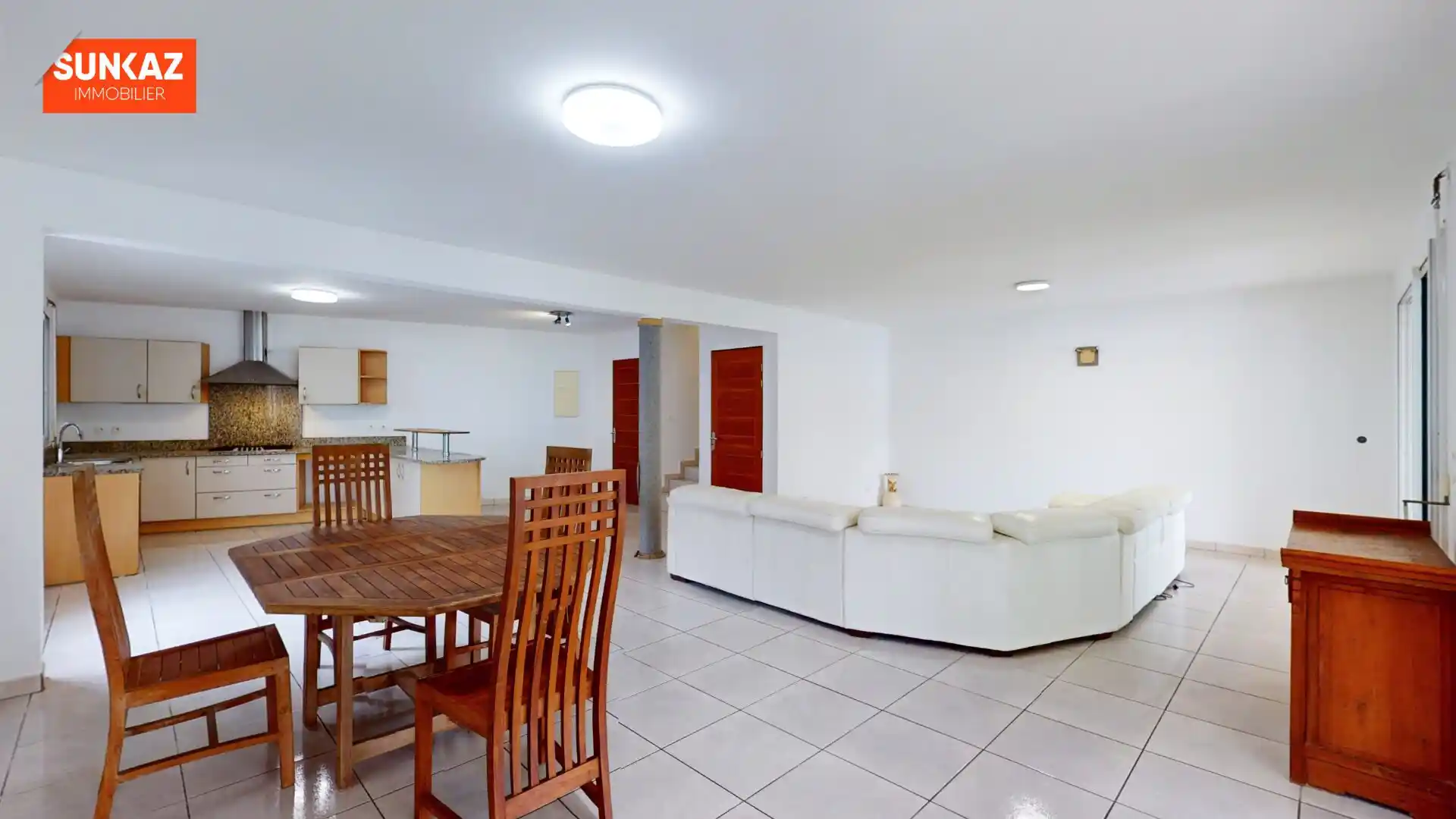 Photo 3 - Maison à vendre - Ancien 340 000 € 5 pièces 4 chambres 143.99 m² Le Tampon 97430