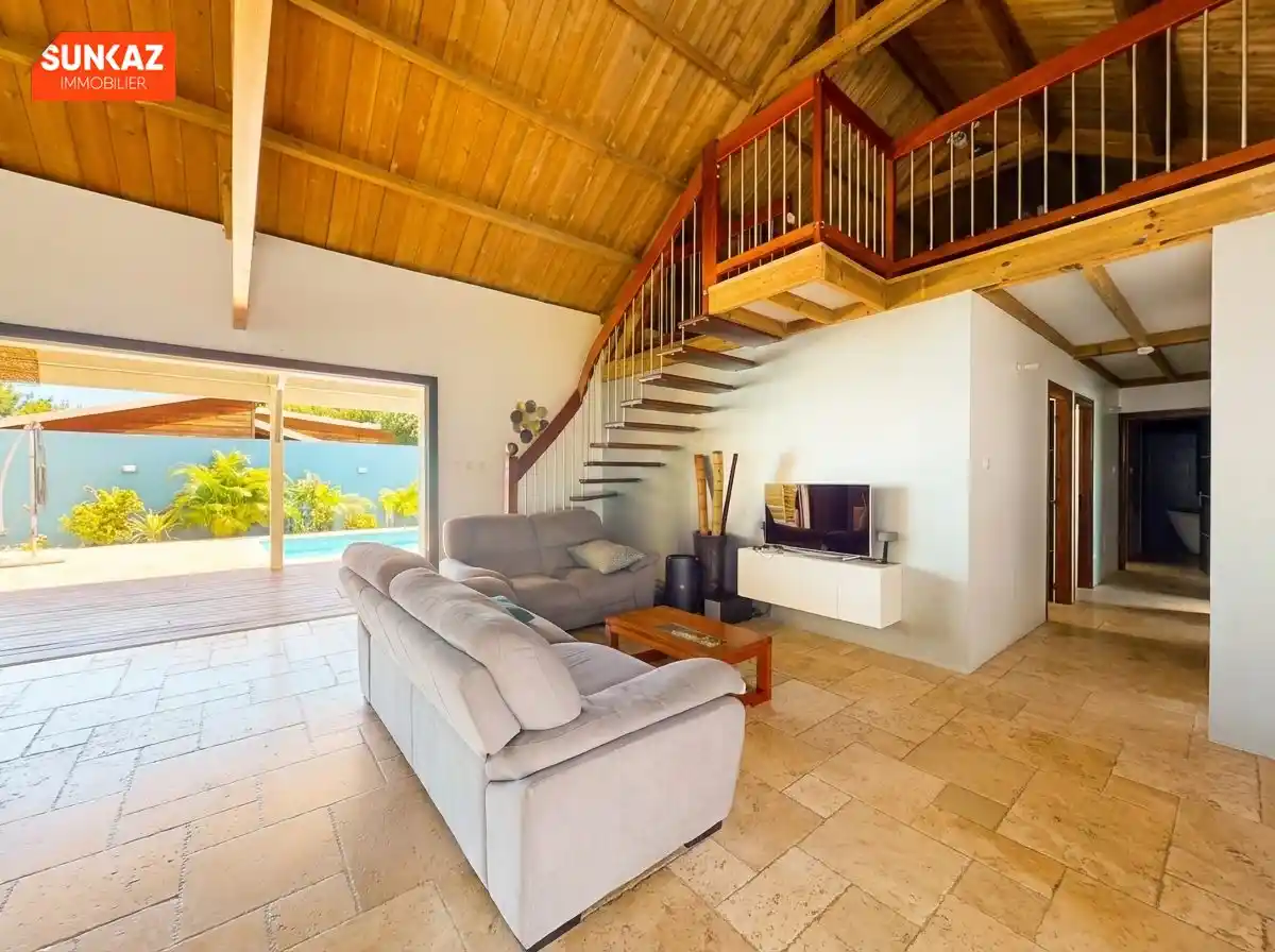 Photo 3 - Maison à vendre - Ancien 398 000 € 4 pièces 3 chambres 121.55 m² Saint-Pierre 97410