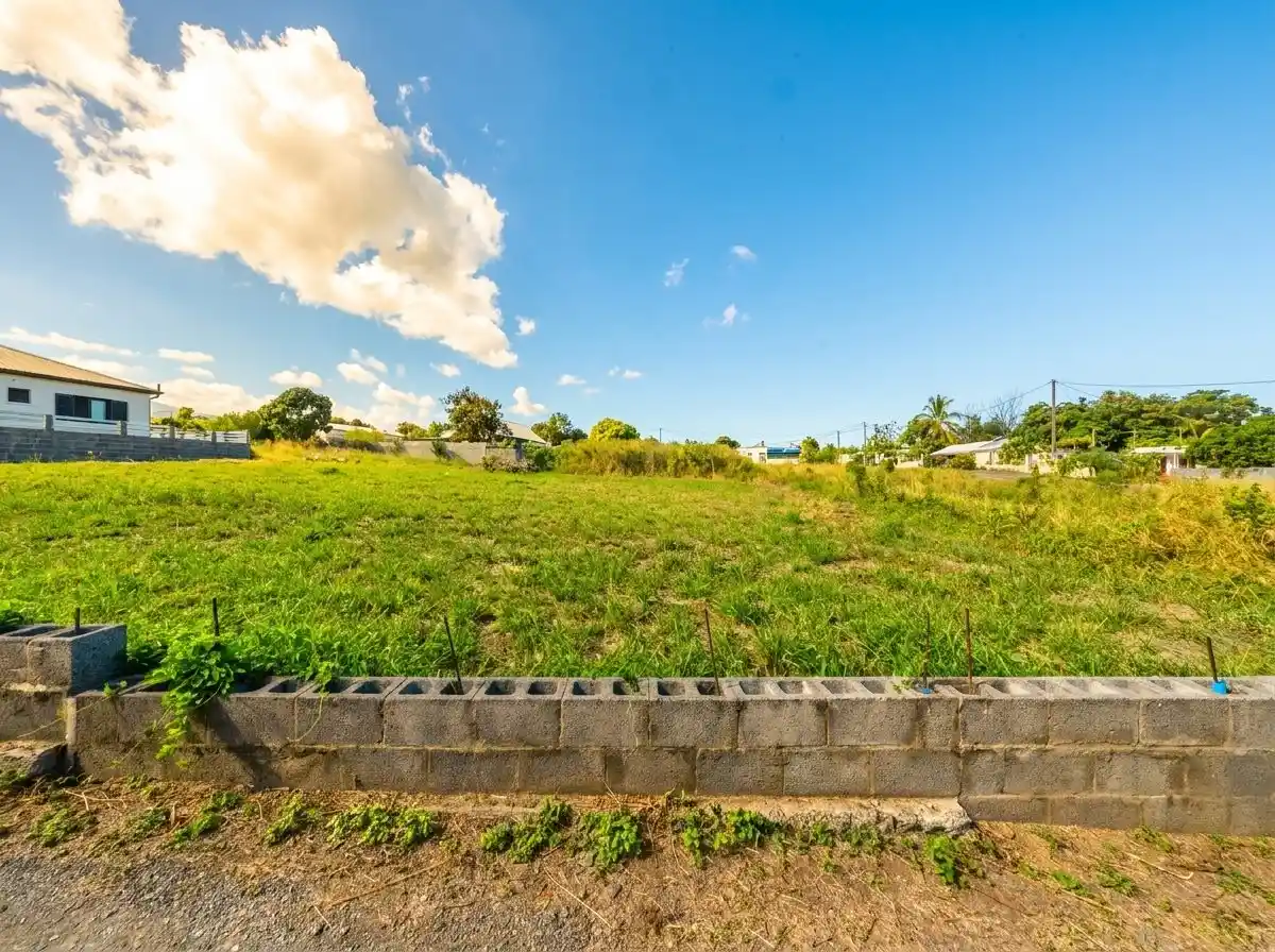 Photo 3 - Terrain à vendre - Ancien 123 700 € 278 m² Saint-Pierre 97410