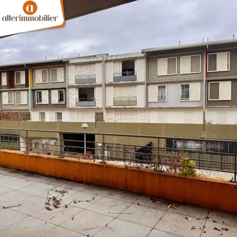 Photo 3 - Appartement à louer - Ancien 848 € 3 pièces 2 chambres 64.7 m² Sainte-Marie 97438