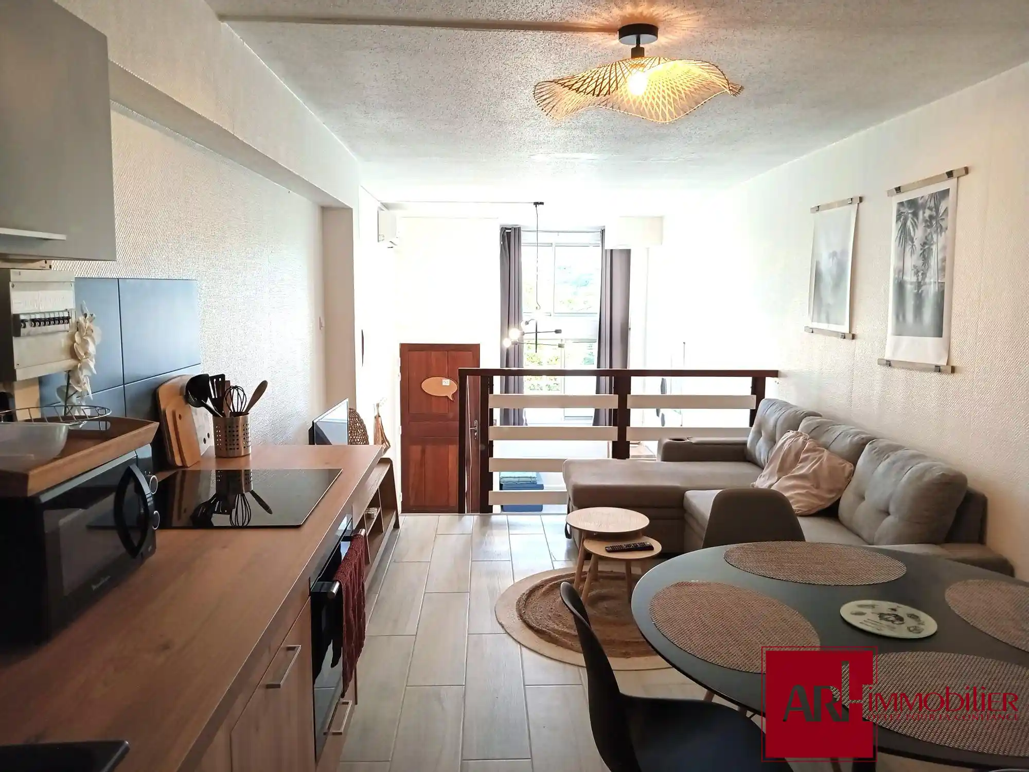 Photo 1 - Appartement à louer - Ancien 780 € 1 pièces 32.5 m² Saint-Paul 97460