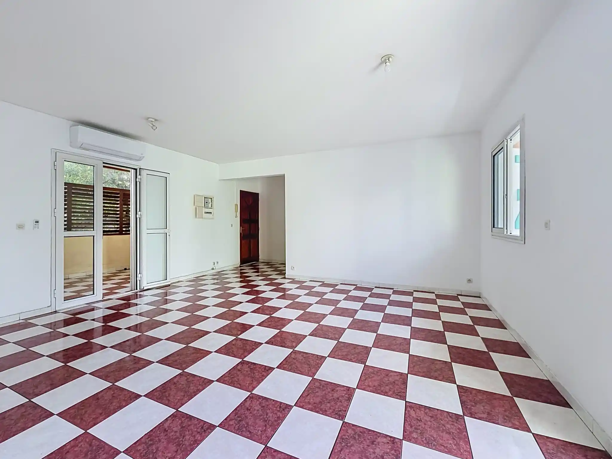Photo 4 - Appartement à louer - Ancien 990 € 3 pièces 2 chambres 63 m² Saint-Paul 97460