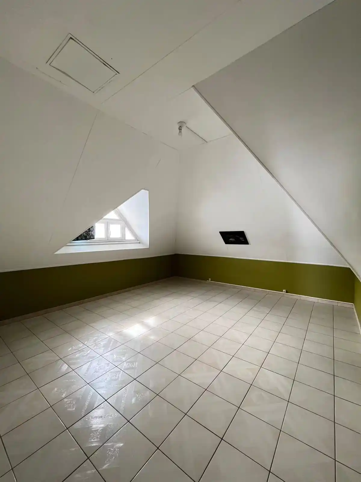 Photo 3 - Appartement à louer - Ancien 1 011 € 3 pièces 2 chambres 86.49 m² Saint-Pierre 97410