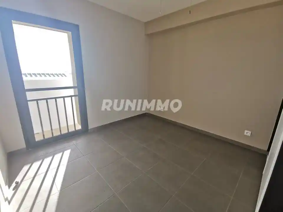 Photo 4 - Appartement à louer - Ancien 879 € 3 pièces 2 chambres 63.46 m² Saint-Pierre 97410