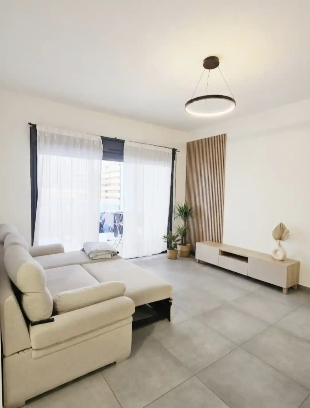 Photo 1 - Appartement à louer - Ancien 992 € 3 pièces 2 chambres 70.9 m² Saint-Pierre 97410