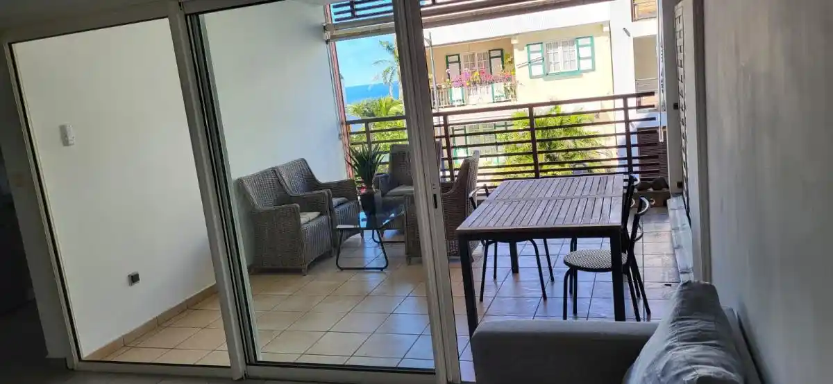 Photo 4 - Appartement à vendre - Ancien 336 600 € 3 pièces 2 chambres 66 m² Saint-Pierre 97410