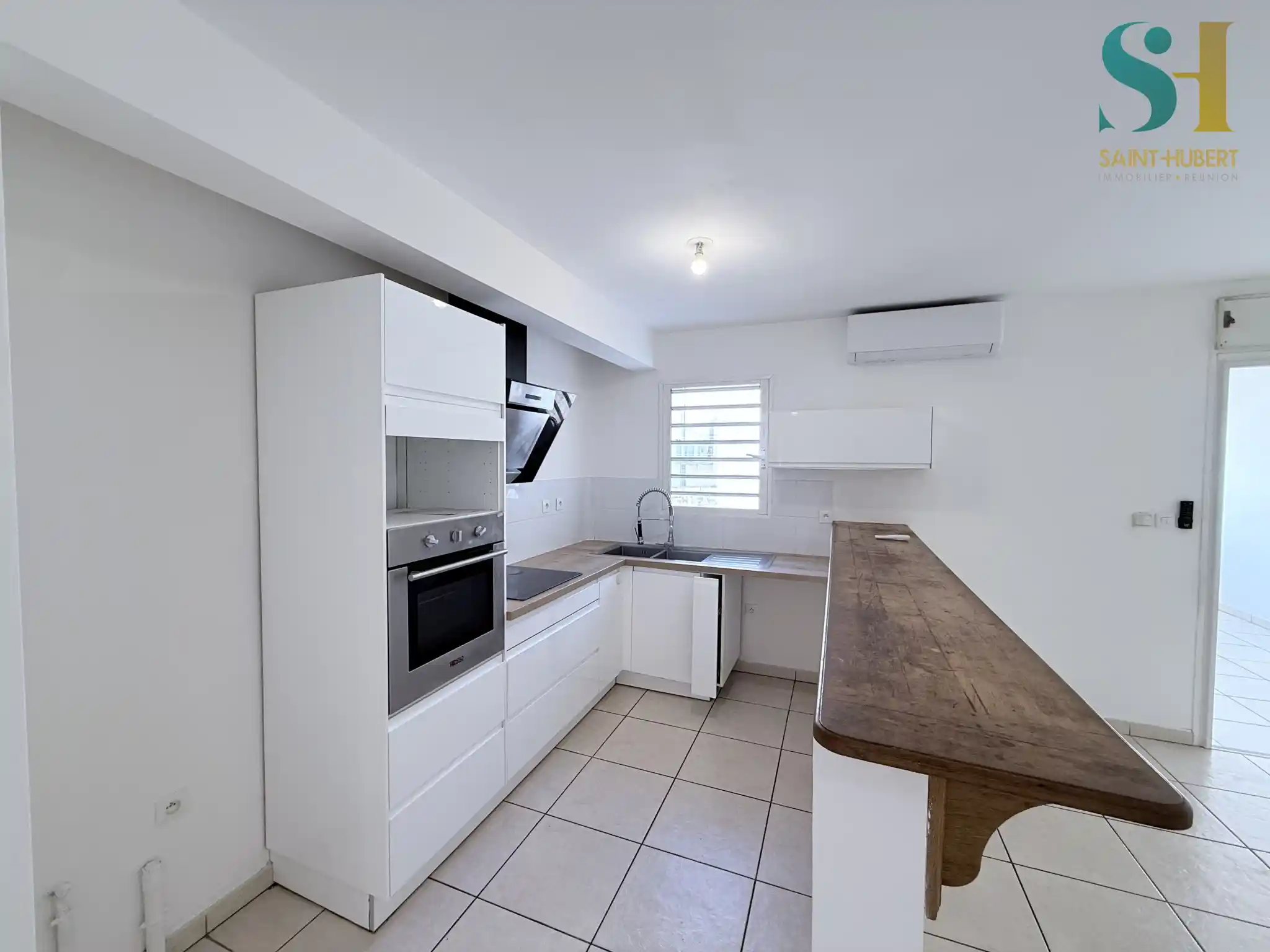 Photo 3 - Appartement à louer - Ancien 795 € 3 pièces 2 chambres 64.53 m² Sainte-Suzanne 97441
