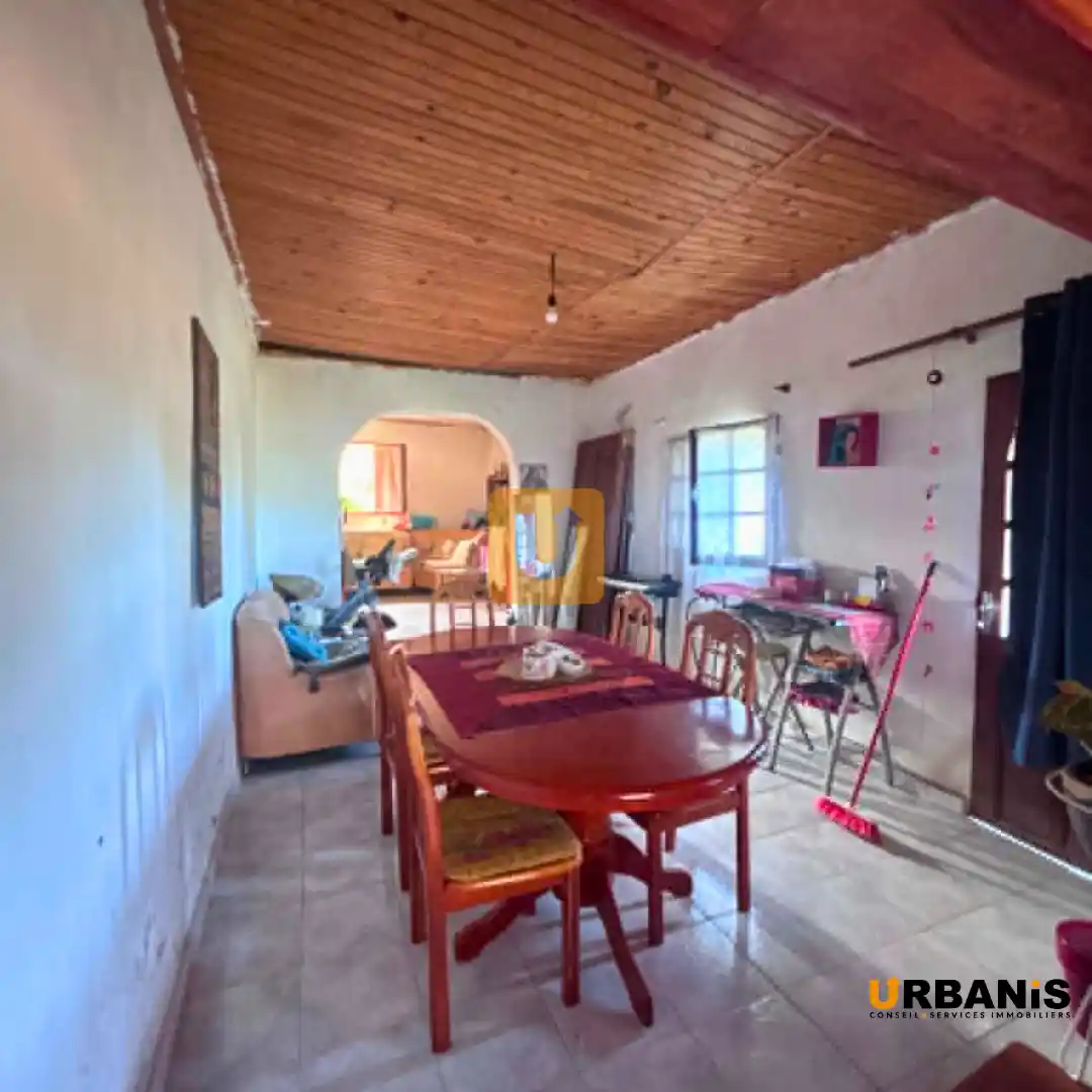 Photo 2 - Maison à vendre - Ancien 176 000 € 4 pièces 3 chambres 120 m² Saint-Paul 97435