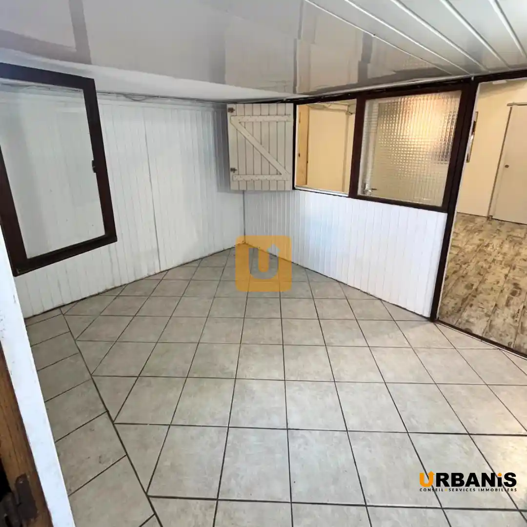 Photo 3 - Local / Bureaux à louer - Ancien 990 € 40 m² Saint-Paul 97460