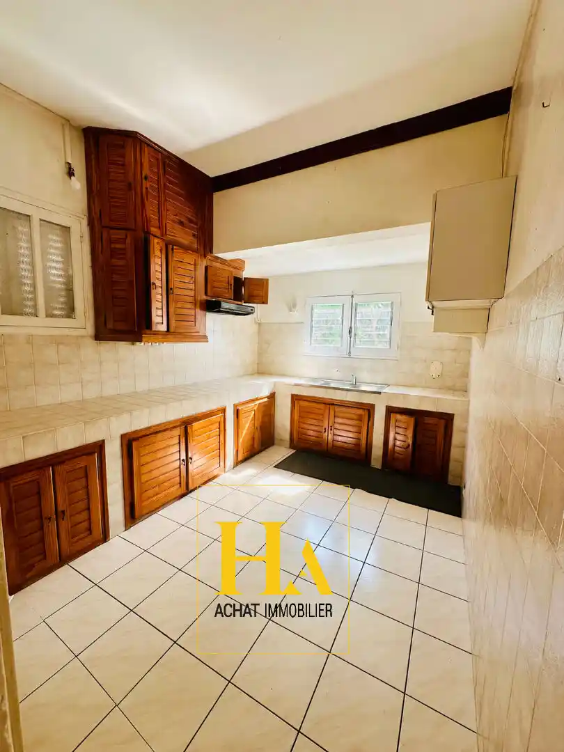 Photo 3 - Maison à vendre - Ancien 399 000 € 5 pièces 4 chambres 129 m² Saint-Denis Sainte-clotilde 97490