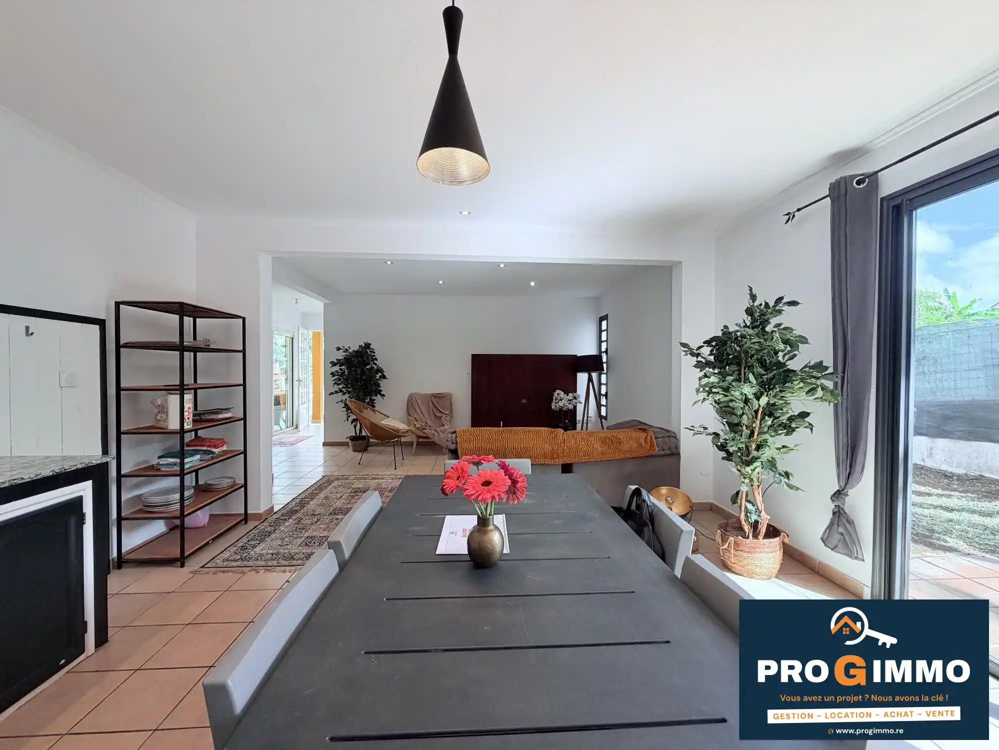 Photo 3 - Maison à louer - Ancien 1 800 € 5 pièces 4 chambres 120 m² Le Tampon 97430