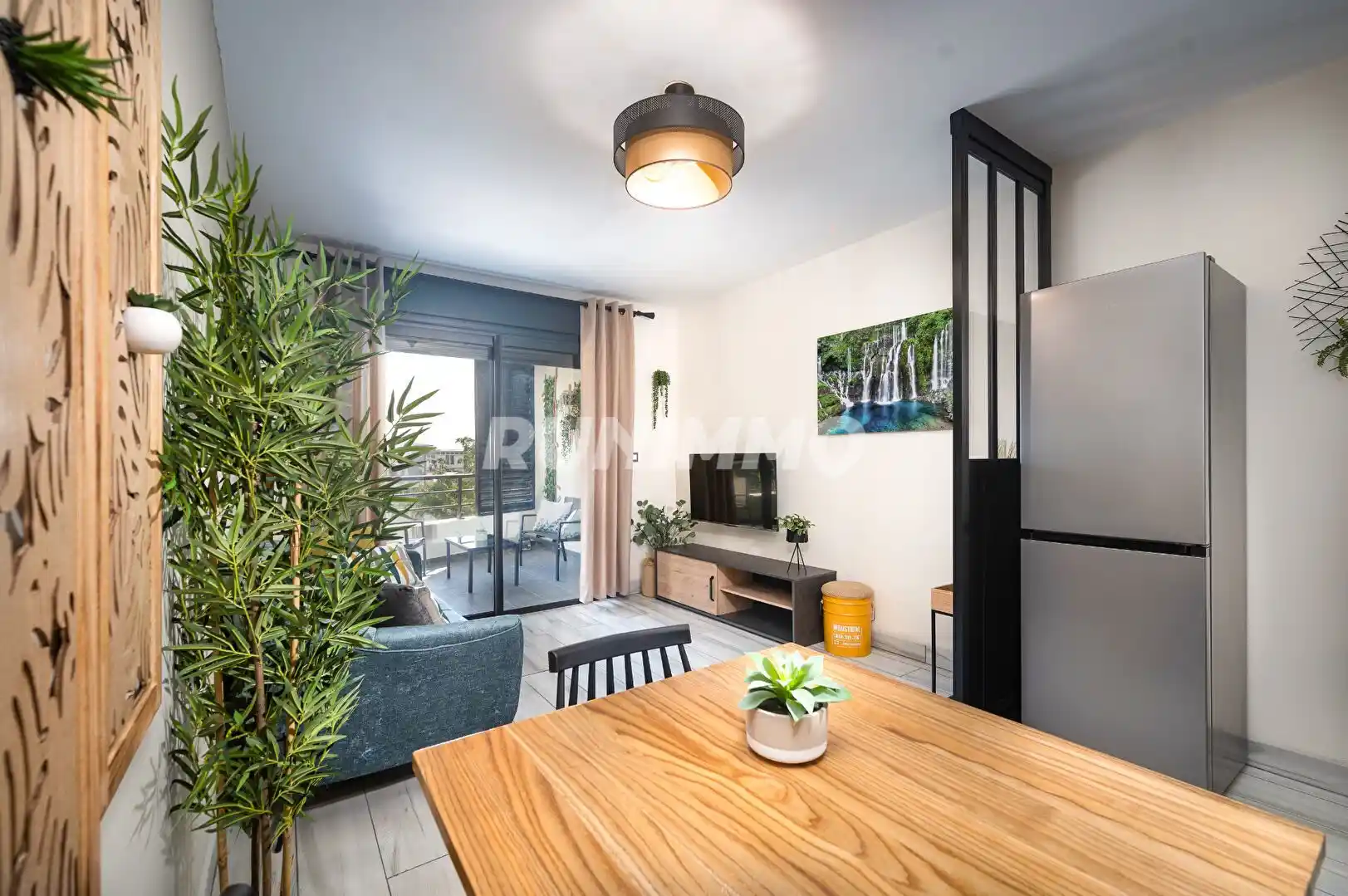 Photo 3 - Appartement à louer - Ancien 1 081 € 2 pièces 1 chambres 43.42 m² Saint-Denis 97400