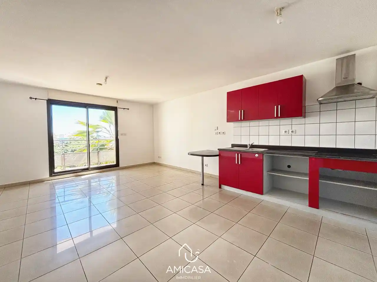 Photo 1 - Appartement à louer - Ancien 600 € 1 pièces 31.55 m² Saint-André 97440