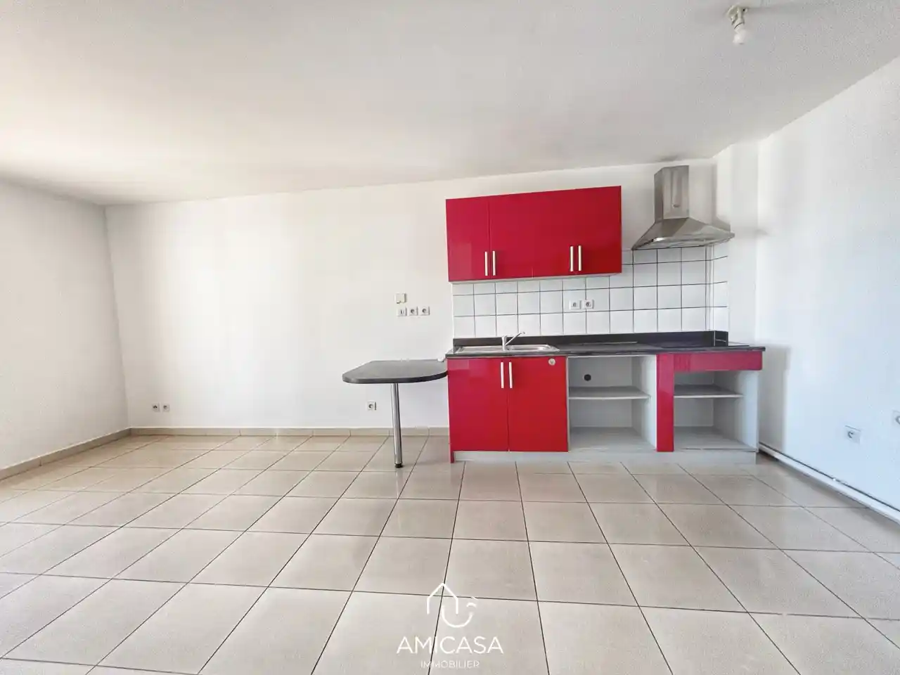 Photo 2 - Appartement à louer - Ancien 600 € 1 pièces 31.55 m² Saint-André 97440