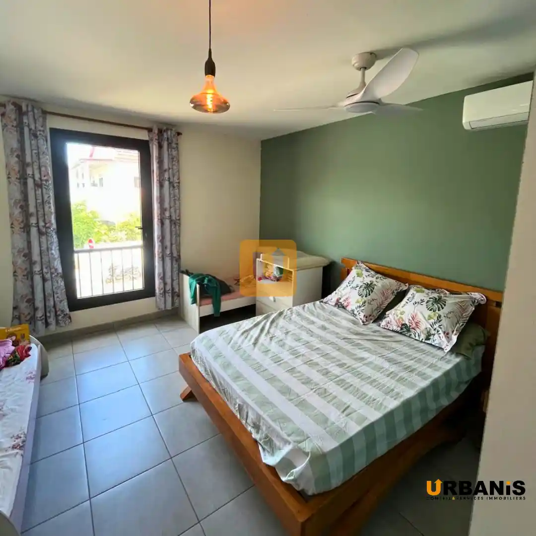 Photo 4 - Maison à vendre - Ancien 304 000 € 4 pièces 3 chambres 116,5 m² Le Port 97420