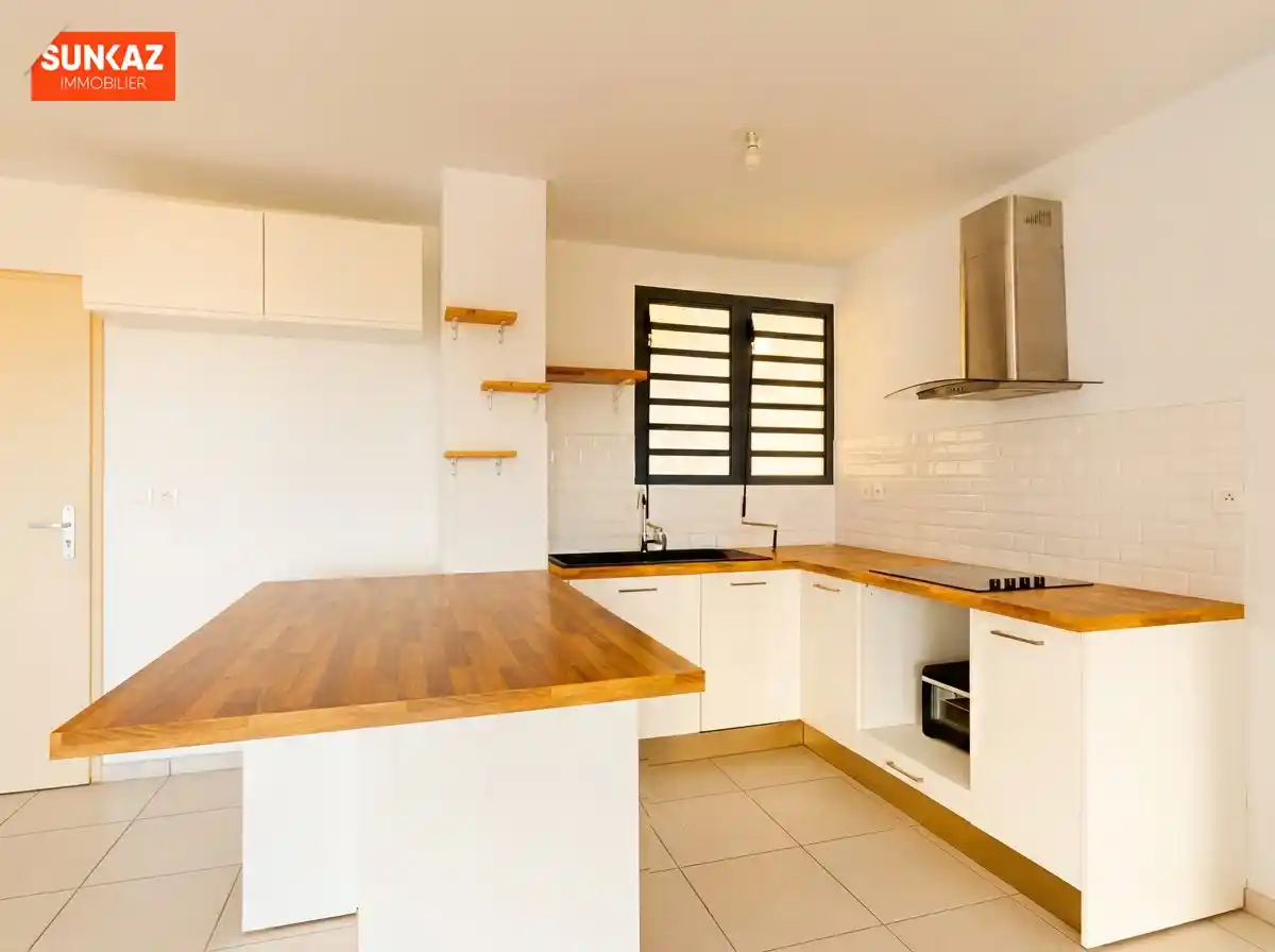 Photo 4 - Appartement à vendre - Ancien 313 900 € 3 pièces 2 chambres 56.04 m² Saint-Pierre 97410