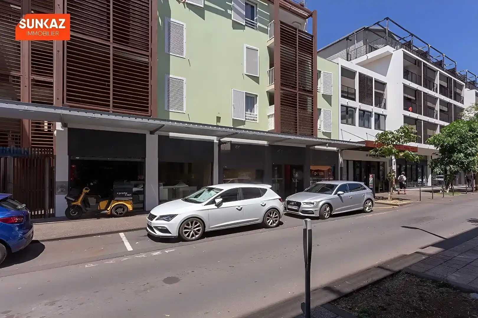 Photo 2 - Local / Bureaux à louer - Ancien 5 453 € 133 m² Saint-Pierre 97410