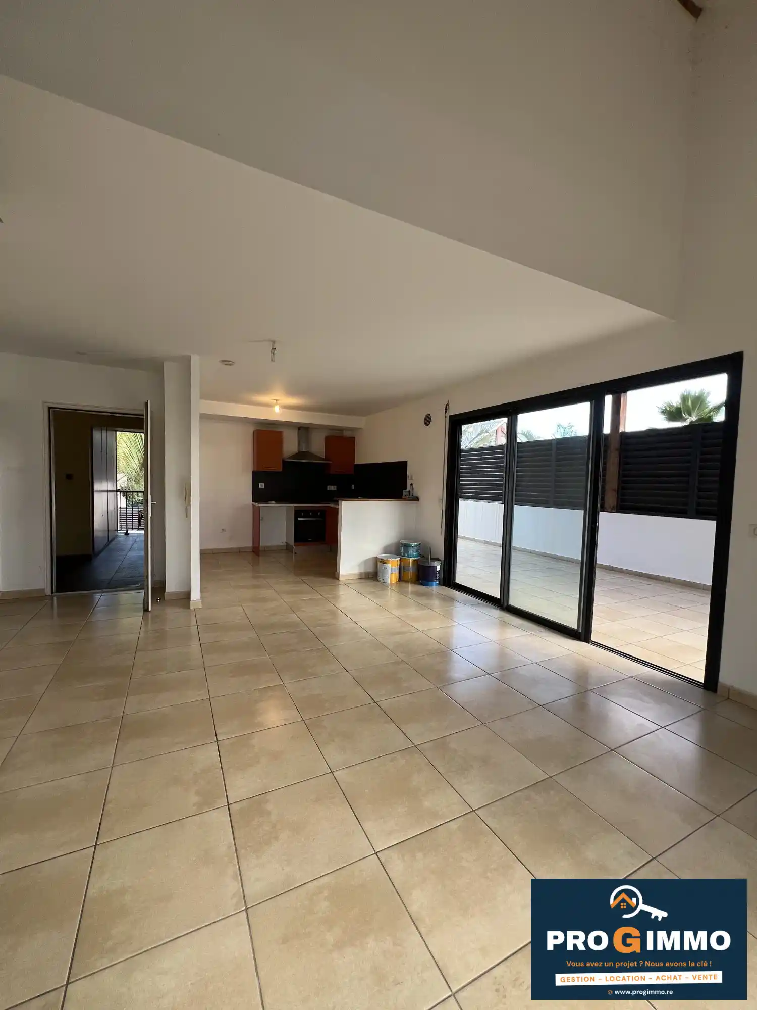 Photo 3 - Appartement à vendre - Ancien 270 000 € 4 pièces 3 chambres 74.87 m² Saint-Pierre 97410