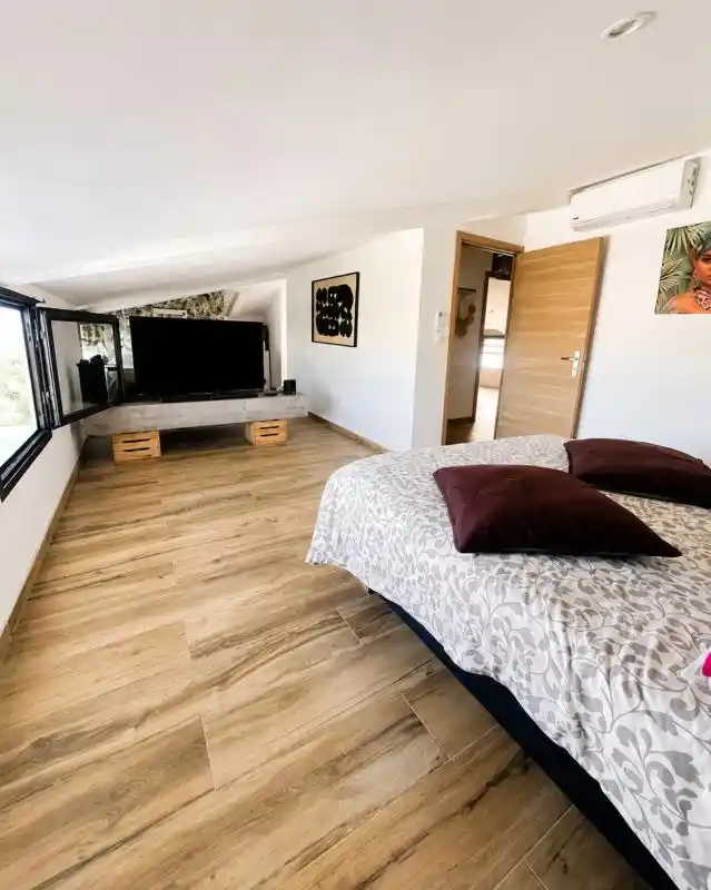 Photo 4 - Appartement à vendre - Ancien 1 207 500 € 5 pièces 4 chambres 140 m² Saint-Paul Saint-Gilles les Bains 97434