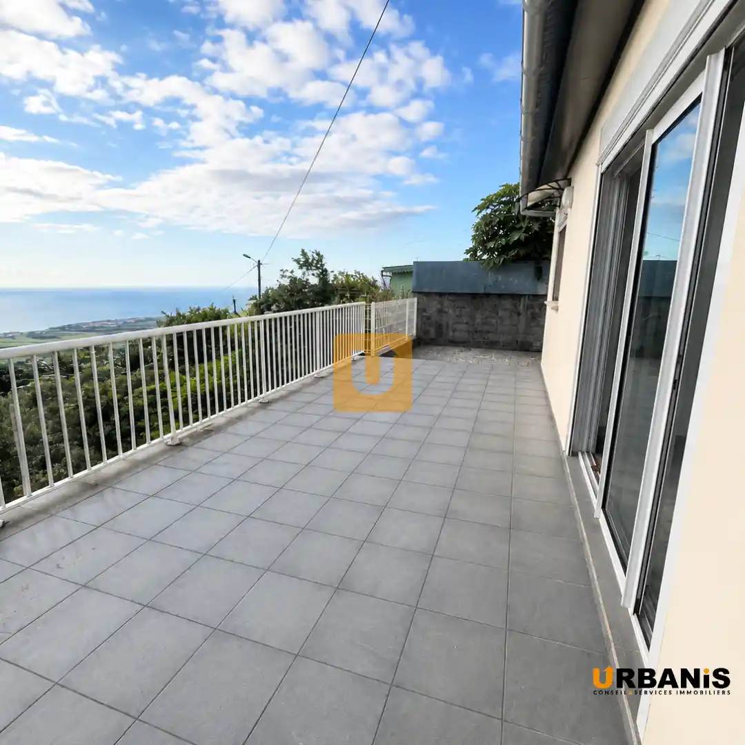 Photo 3 - Maison à louer - Ancien 880 € 3 pièces 2 chambres 70 m² Sainte-Marie 97438