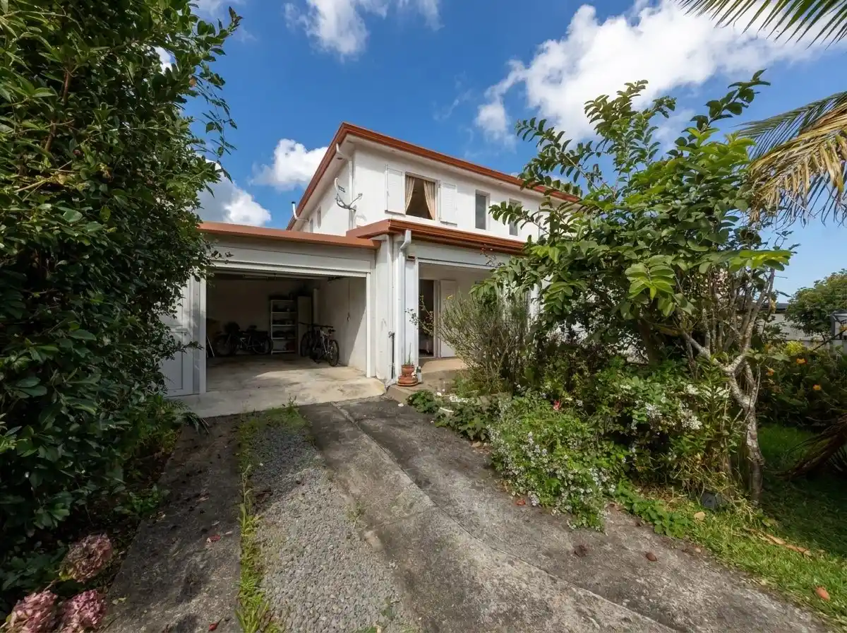 Photo 2 - Maison à vendre - Ancien 299 000 € 3 pièces 2 chambres 128 m² Le Tampon 97430