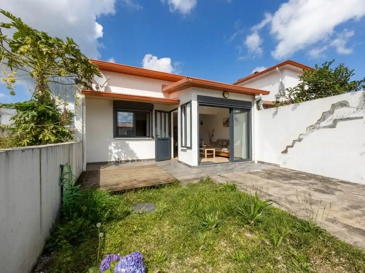 Photo 1 - Maison à vendre - Ancien 299 000 € 3 pièces 2 chambres 128 m² Le Tampon 97430