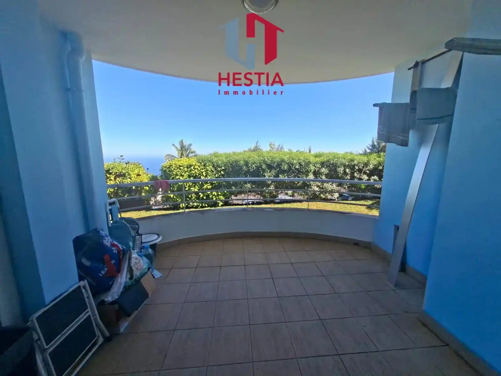 Photo 2 - Appartement à louer - Ancien 810 € 2 pièces 45 m² La Possession 97419
