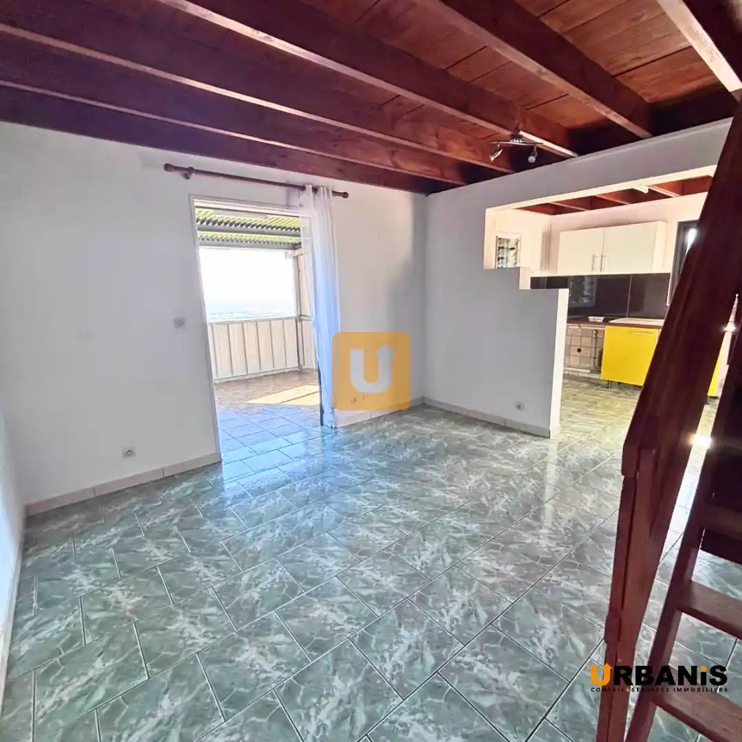 Photo 4 - Appartement à louer - Ancien 1 000 € 4 pièces 3 chambres 70 m² Saint-Paul 97411