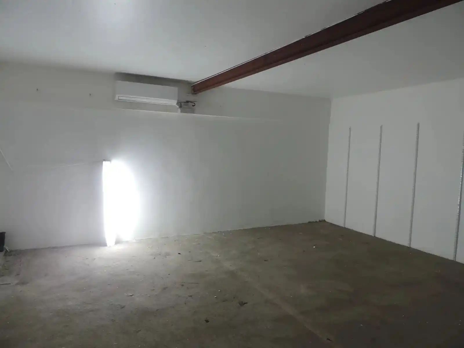 Photo 2 - Local / Bureaux à louer - Ancien 470 € Saint-Pierre 97410
