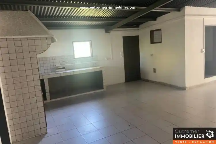 Photo 3 - Maison à vendre - Ancien 490 500 € 208 m² Saint-Pierre 97410