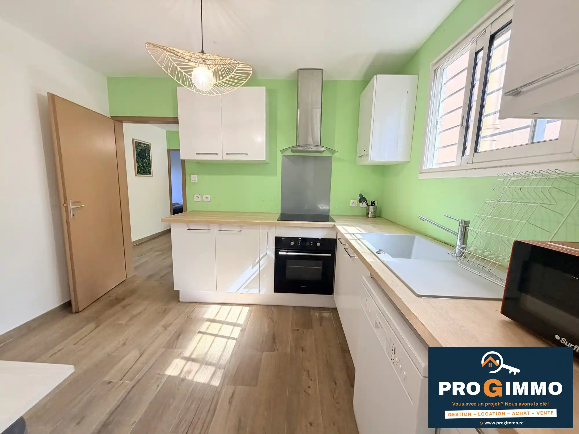 Photo 1 - Appartement à louer - Ancien 450 € 5 pièces 4 chambres 81.02 m² Le Tampon 97430