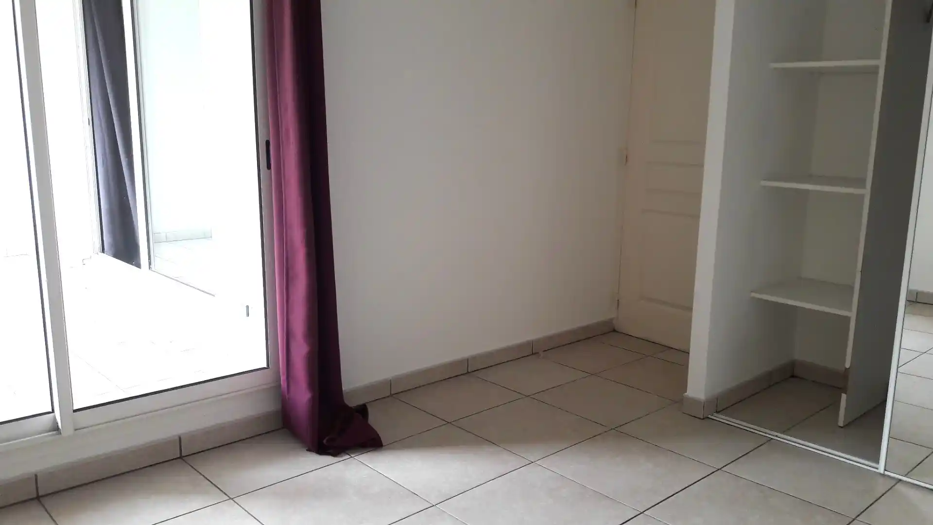 Photo 2 - Appartement à louer - Ancien 702 € 2 pièces 1 chambres 49.43 m² Saint-Denis 97400