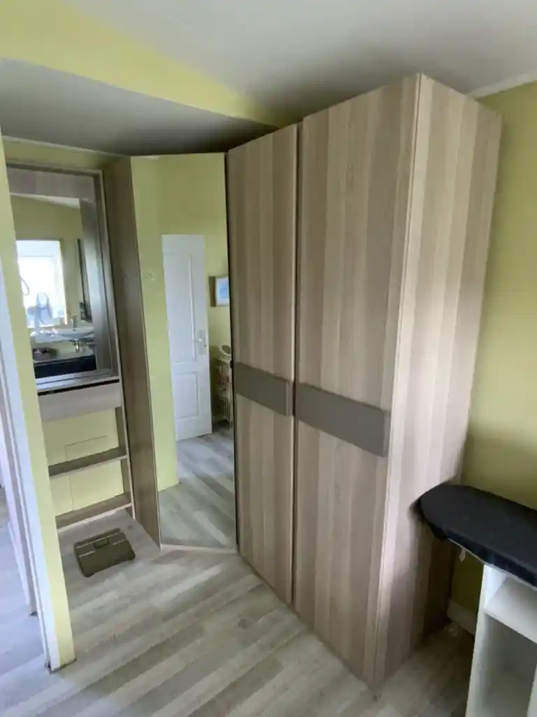 Photo 1 - Maison à louer - Ancien 2 500 € 5 pièces 3 chambres 194 m² Sainte-Marie 97438